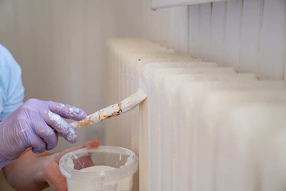 How to paint a radiator