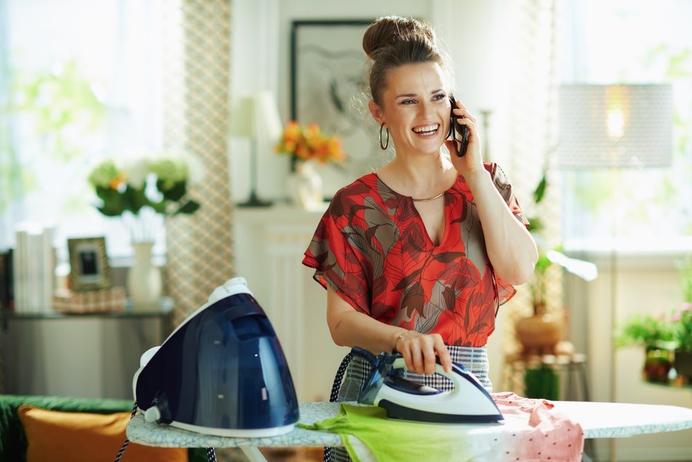 how to use a steam generator iron