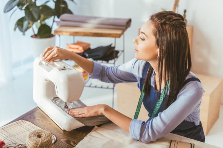How Does a Sewing Machine Work