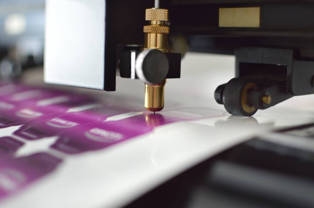 what is a vinyl cutter